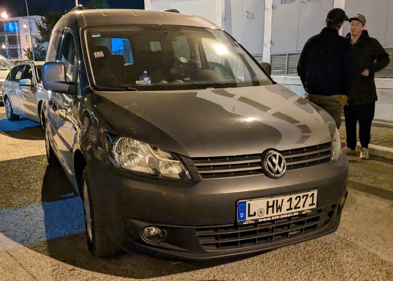 20230413-200118-uli6.jpg
